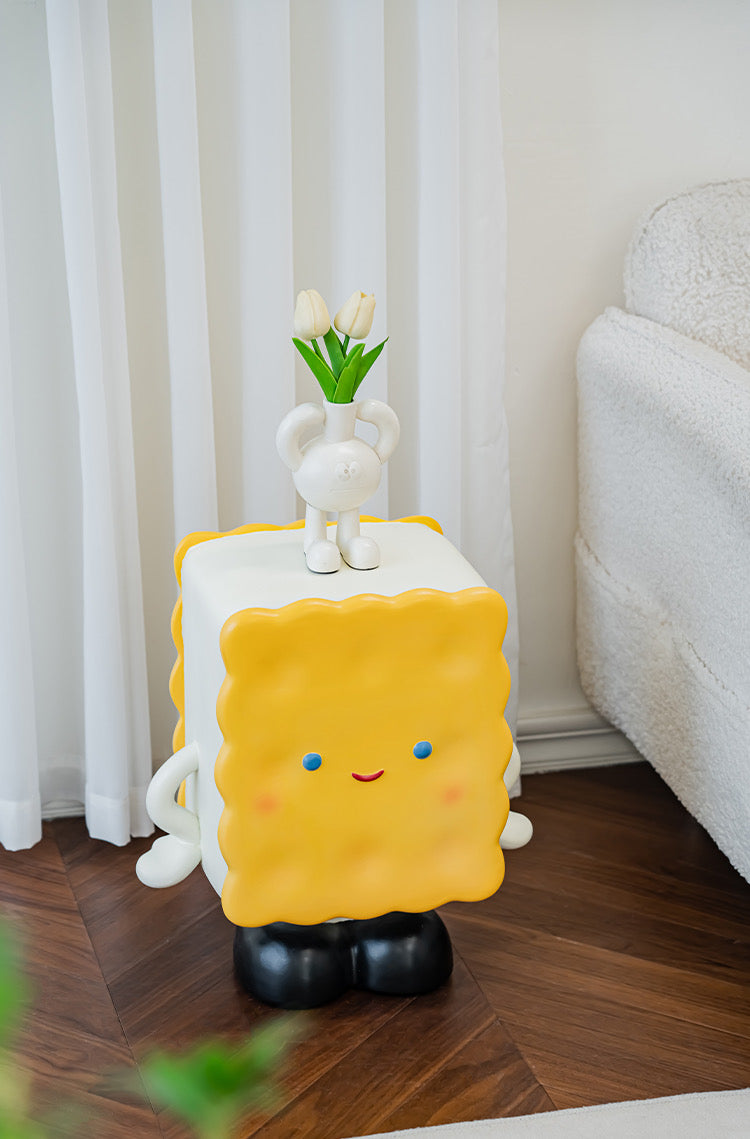 Biscuit Buddy Side Table